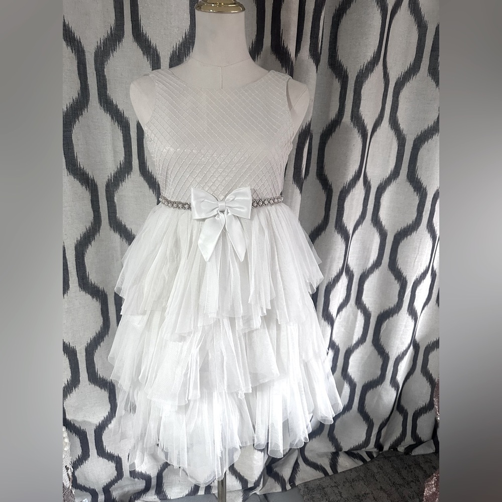 Elegant White Layered Kids Dress 12